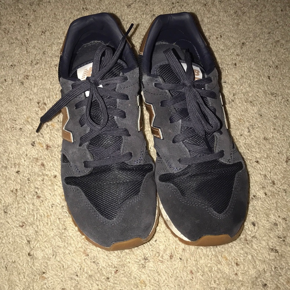 New Balance 520 Women’s Size 8